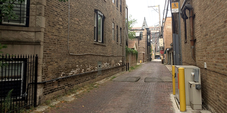 The Alley behind your building might just be Chicago’s best feature Featured Image