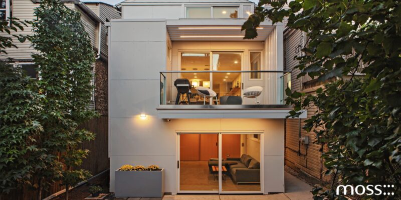 Moss Chicago Architect Modern Balcony Renovation Residential white paneling