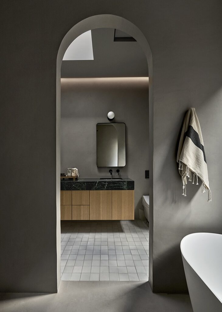 Moss Chicago Architect Crown House Primary Suite Plaster Bathroom