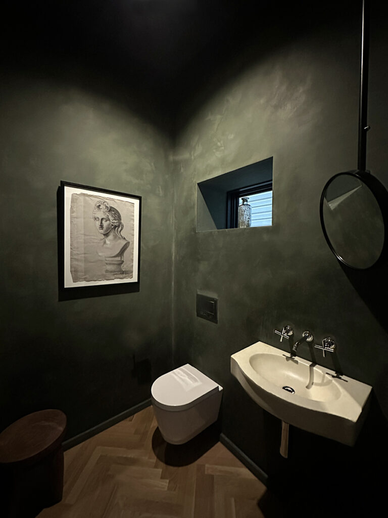 Moss Chicago Architect Powder Room Venetian Plaster
