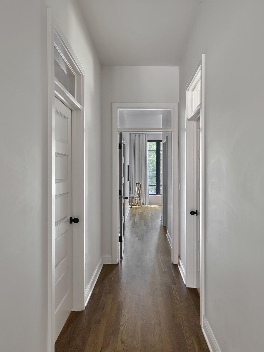 Moss Chicago Architect Primary Bedroom Hallway Renovation